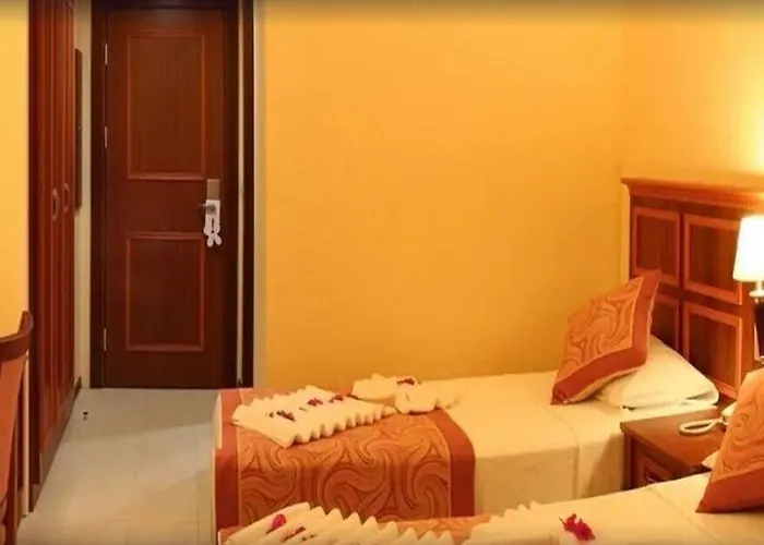 Grand Nar Adult Only 酒店 凯梅尔