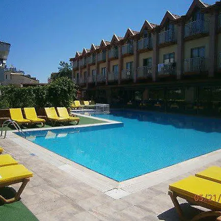 מלון Grand Nar Adult Only 4*